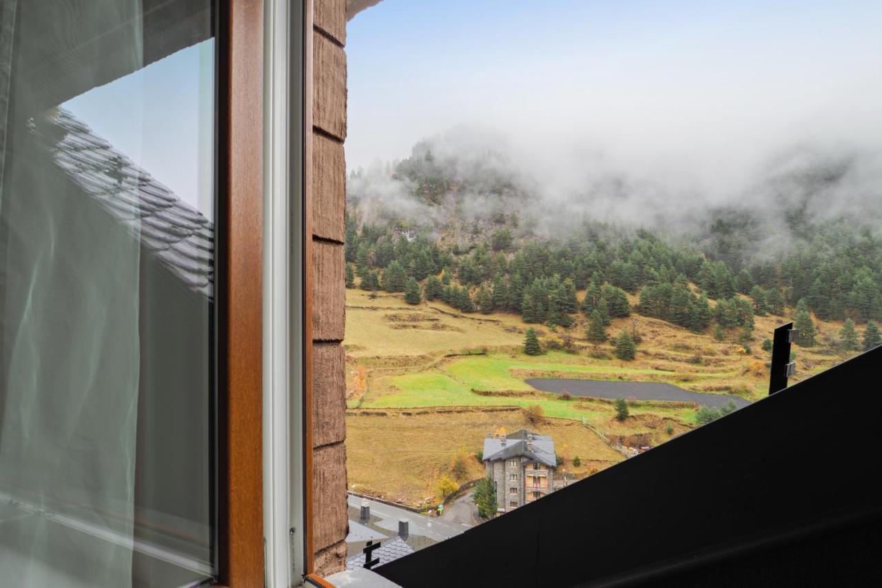 Comfortable Studio With Mountain View In Arinsal 40 M² + Ski Storage Esterno foto