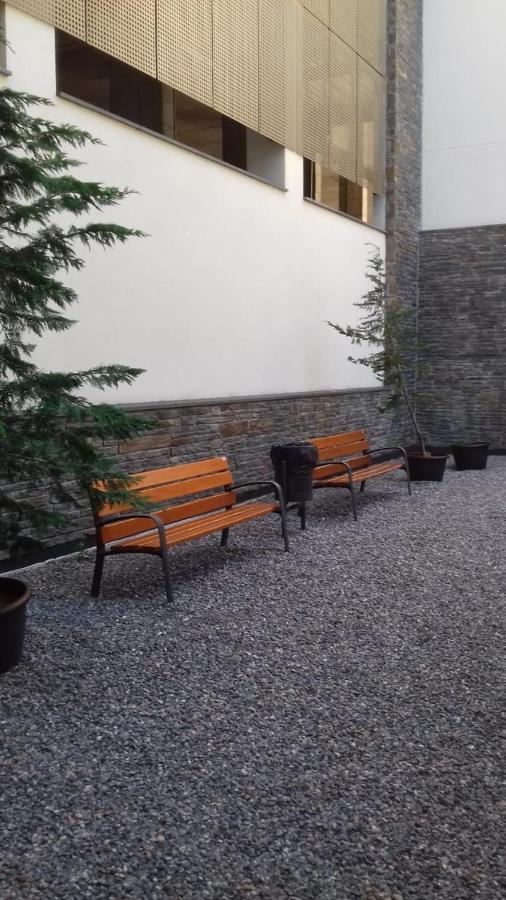 Comfortable Studio With Mountain View In Arinsal 40 M² + Ski Storage Esterno foto
