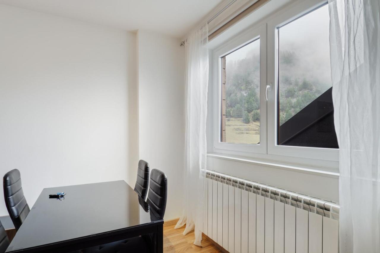 Comfortable Studio With Mountain View In Arinsal 40 M² + Ski Storage Esterno foto
