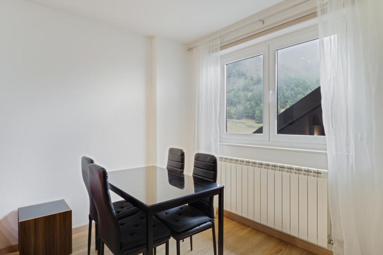 Comfortable Studio With Mountain View In Arinsal 40 M² + Ski Storage Esterno foto