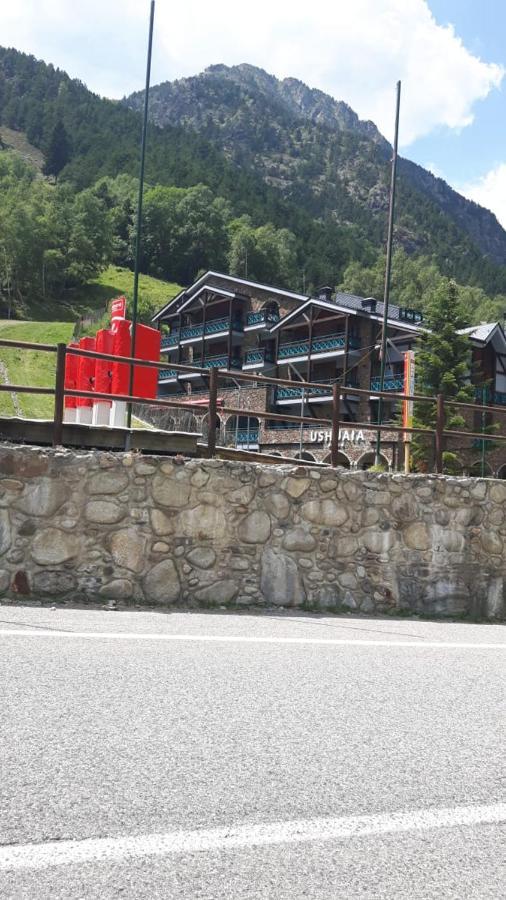 Comfortable Studio With Mountain View In Arinsal 40 M² + Ski Storage Esterno foto
