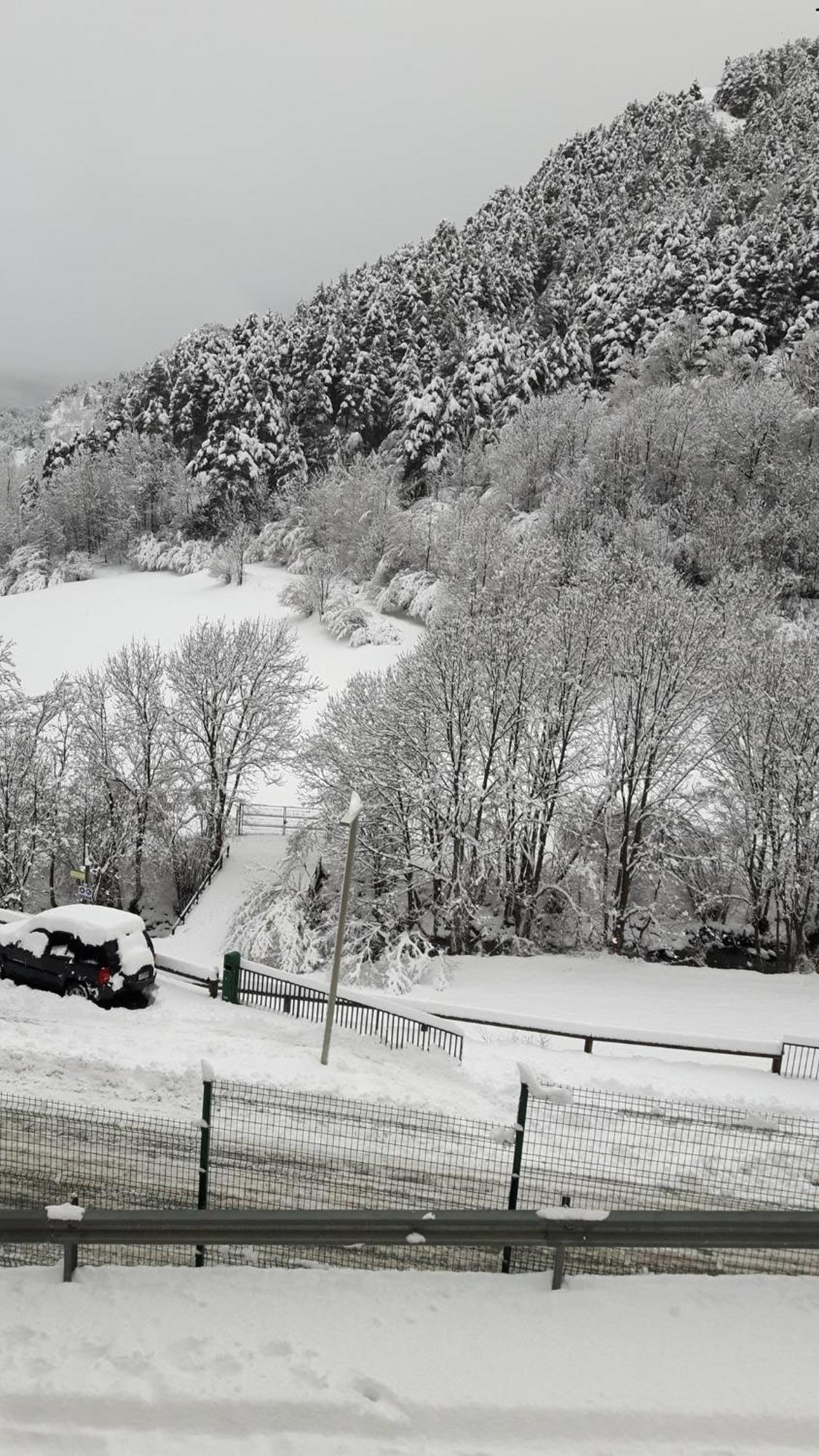 Comfortable Studio With Mountain View In Arinsal 40 M² + Ski Storage Esterno foto